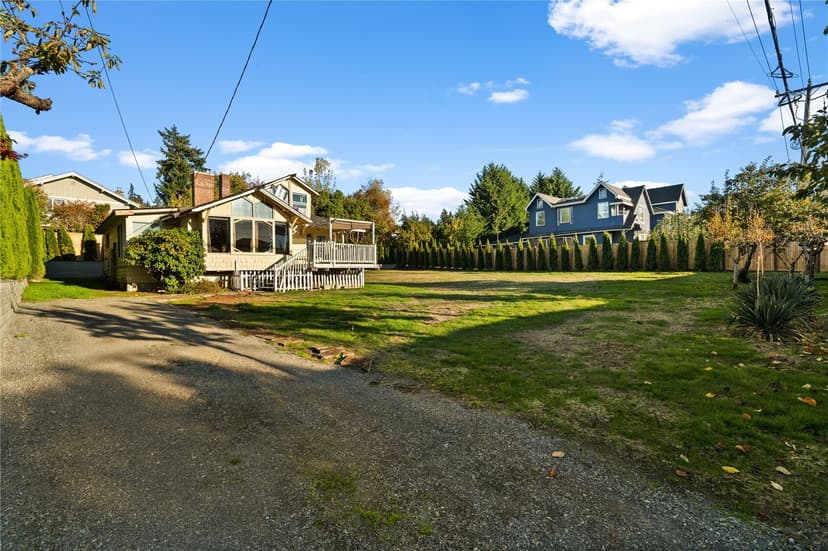 Property photo for 2728 60th Avenue SE, Mercer Island photo 3