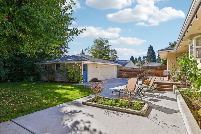 Property photo for 2335 NE 12th Street, Renton photo 41
