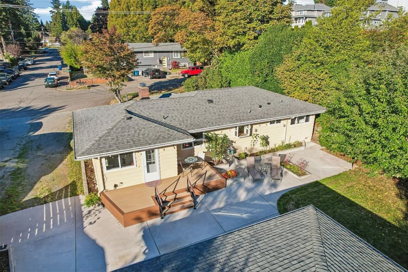 Property photo for 2335 NE 12th Street, Renton photo 47