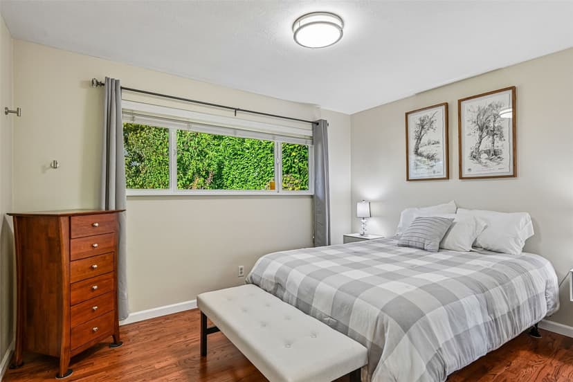 Property photo for 2335 NE 12th Street, Renton photo 29