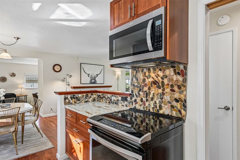 Property photo for 2335 NE 12th Street, Renton photo 16