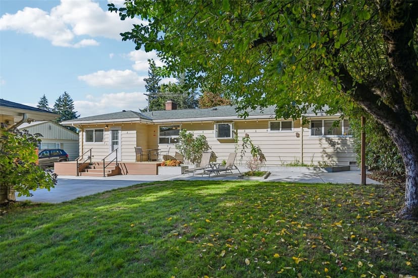 Property photo for 2335 NE 12th Street, Renton photo 44