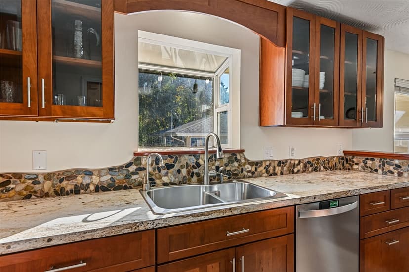 Property photo for 2335 NE 12th Street, Renton photo 17