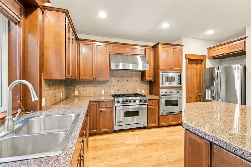 Property photo for 1131 236th Place NE, Sammamish photo 9