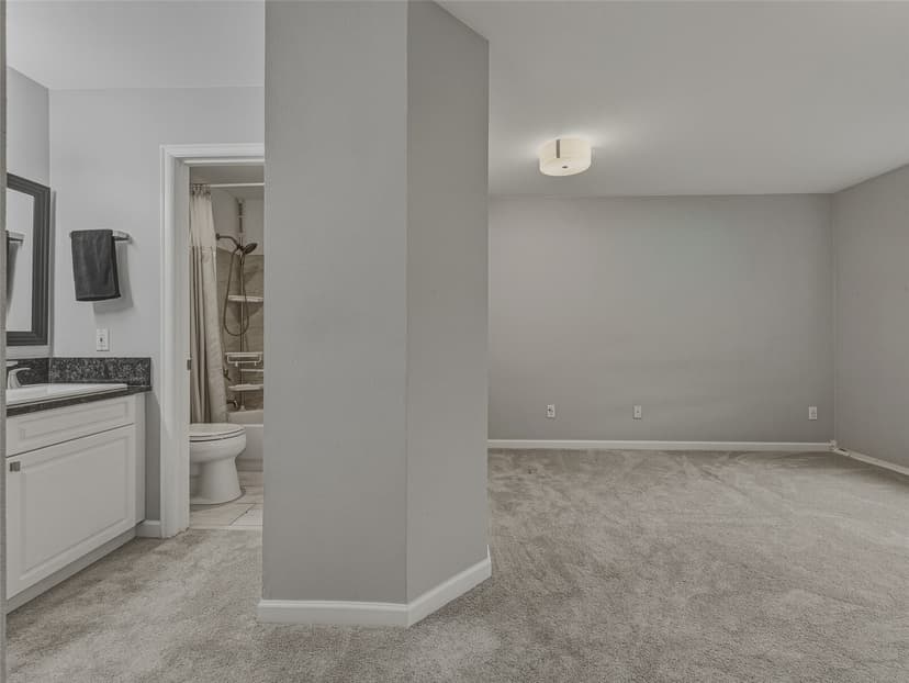 Property photo for 18501 SE Newport Way #H136, Issaquah photo 18