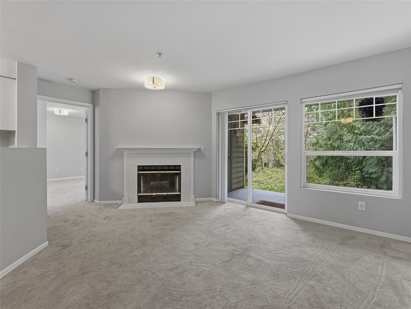 Property photo for 18501 SE Newport Way #H136, Issaquah photo 4