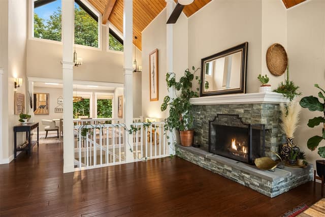 Property photo for 1542 10th Place N, Edmonds photo 5