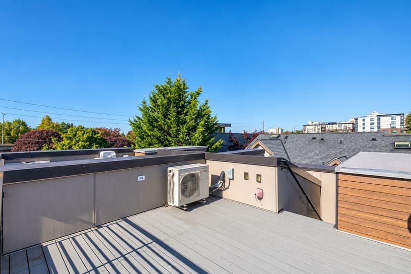 Property photo for 6317 9th Avenue NE #D, Seattle photo 22