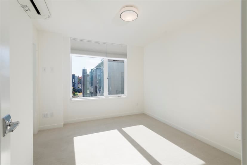 Property photo for 6317 9th Avenue NE #D, Seattle photo 16