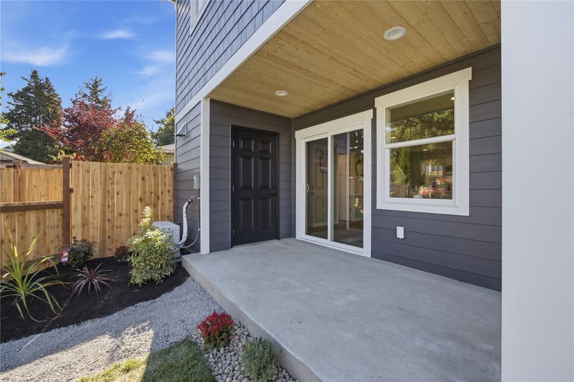Property photo for 6611 Commercial Avenue #1, Everett photo 26