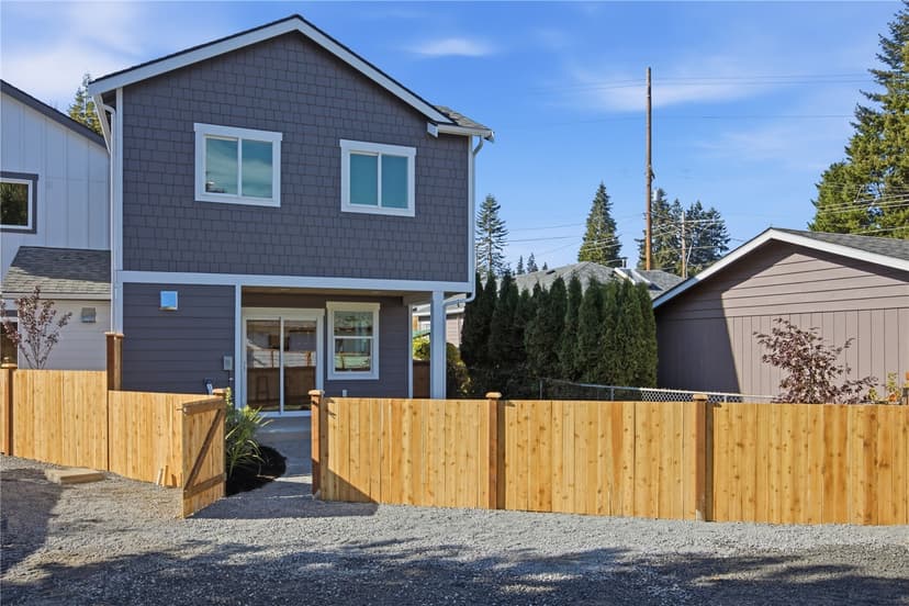 Property photo for 6611 Commercial Avenue #1, Everett photo 28