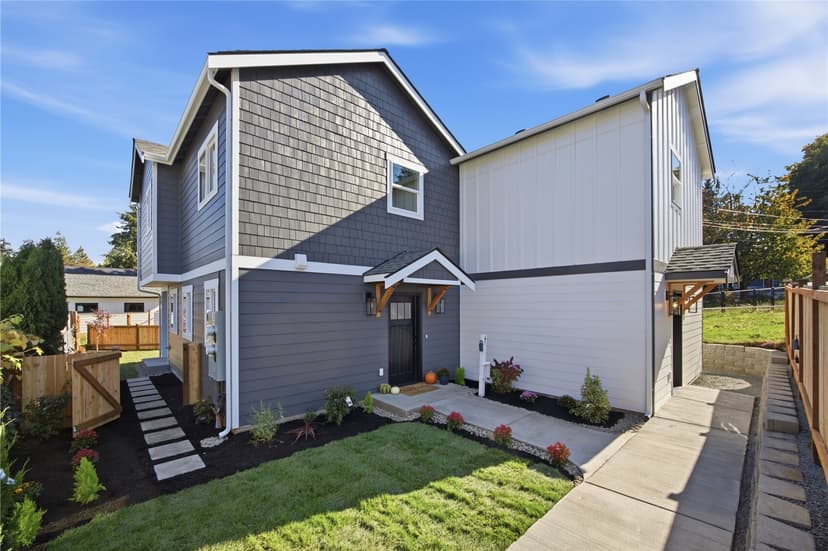 Property photo for 6611 Commercial Avenue #1, Everett