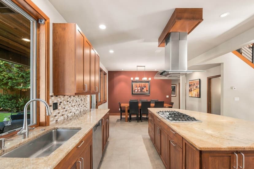 Property photo for 11042 SE 30th Street, Bellevue photo 12