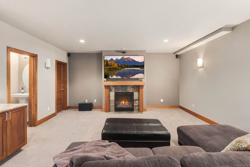 Property photo for 11042 SE 30th Street, Bellevue photo 14