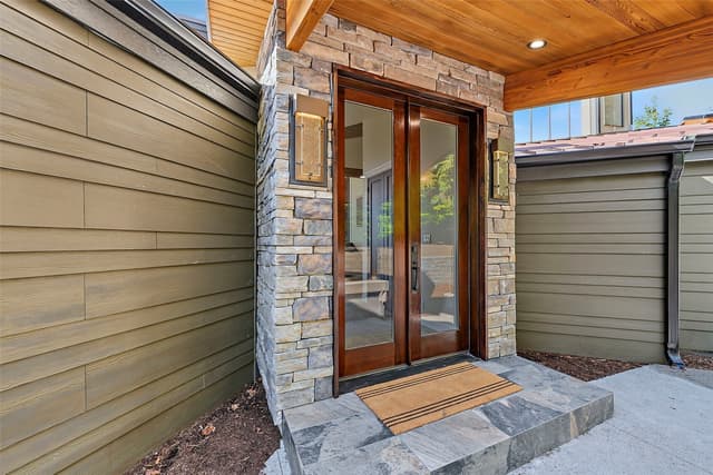 Property photo for 12013 206th Place SE, Issaquah photo 5