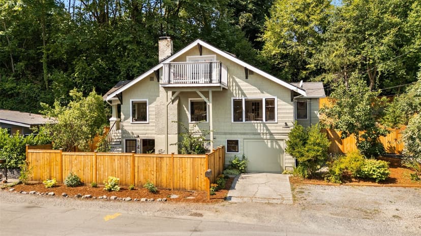 Property photo for 10015 68th Avenue S, Seattle photo 5
