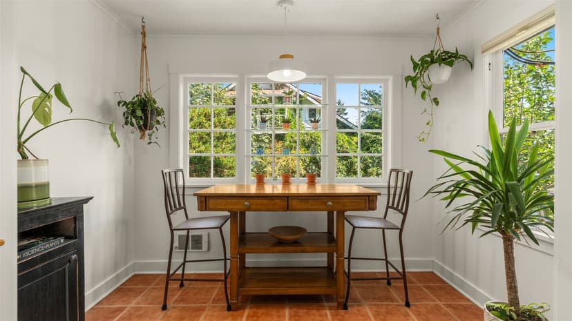 Property photo for 10015 68th Avenue S, Seattle photo 18