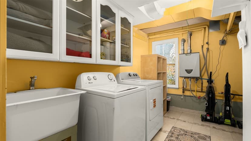 Property photo for 10015 68th Avenue S, Seattle photo 28
