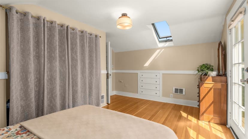 Property photo for 10015 68th Avenue S, Seattle photo 21