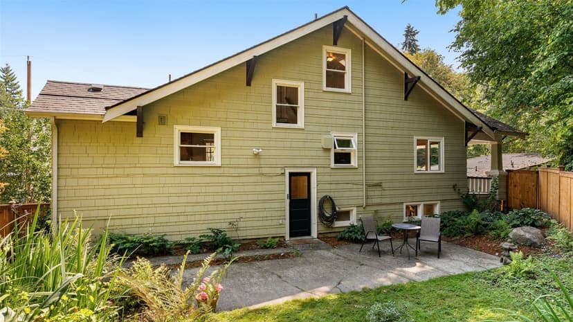 Property photo for 10015 68th Avenue S, Seattle photo 29