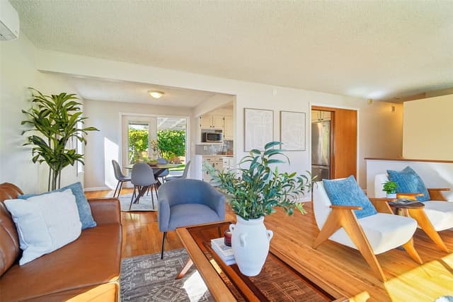 Property photo for 16246 NE 1st Street, Bellevue photo 4