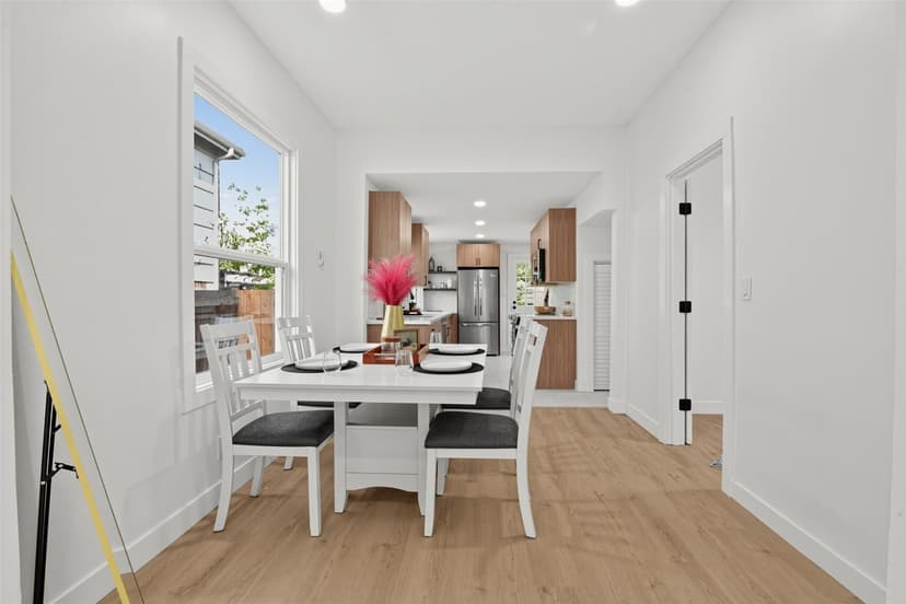 Property photo for 852 NW 62nd Street, Seattle photo 10