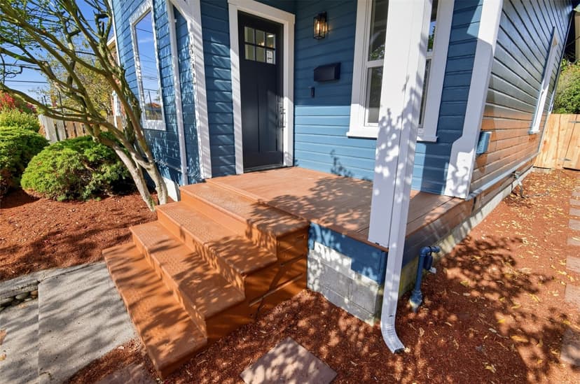 Property photo for 852 NW 62nd Street, Seattle photo 3