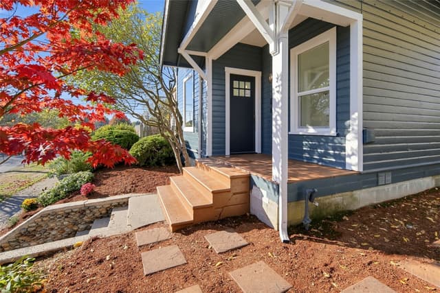 Property photo for 852 NW 62nd Street, Seattle photo 4