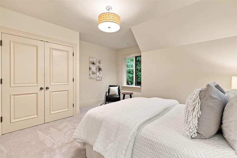 Property photo for 24950 SE Old Black Nugget Road, Issaquah photo 28