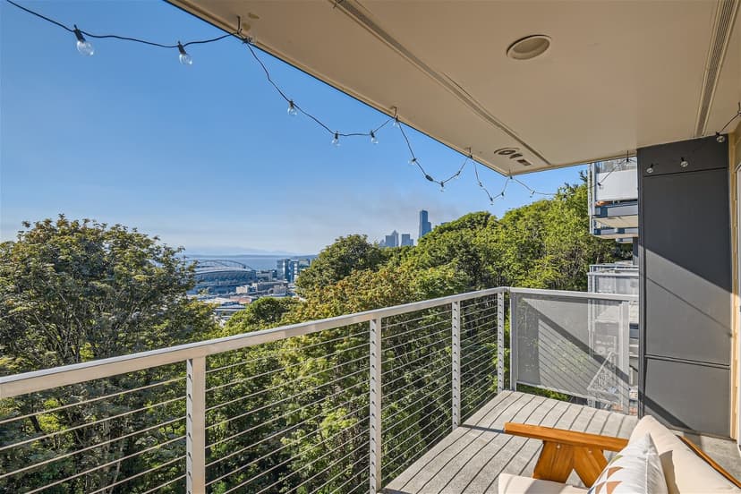 Property photo for 1311 12th Avenue S #B304, Seattle photo 6