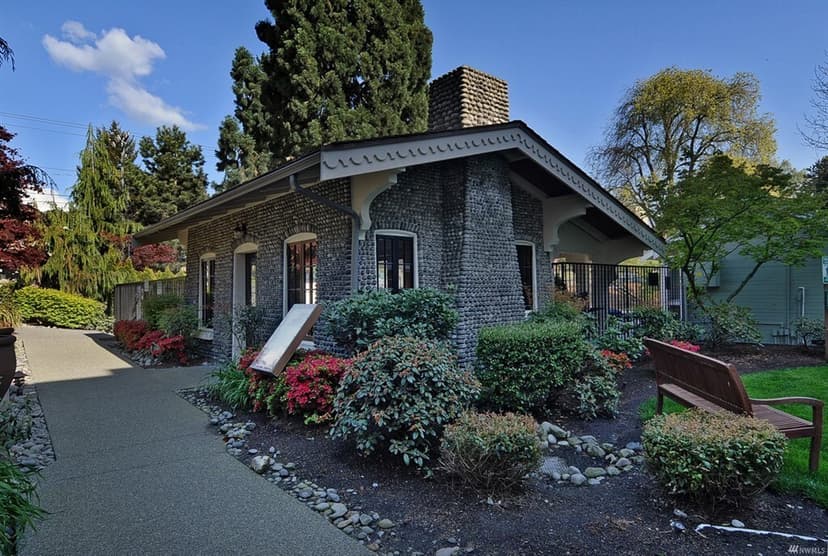 Property photo for 1311 12th Avenue S #B304, Seattle photo 19