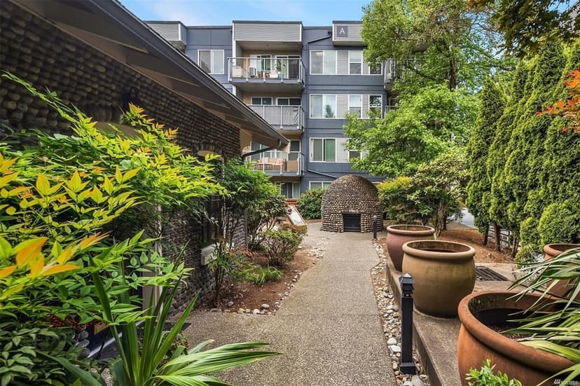 Property photo for 1311 12th Avenue S #B304, Seattle photo 22