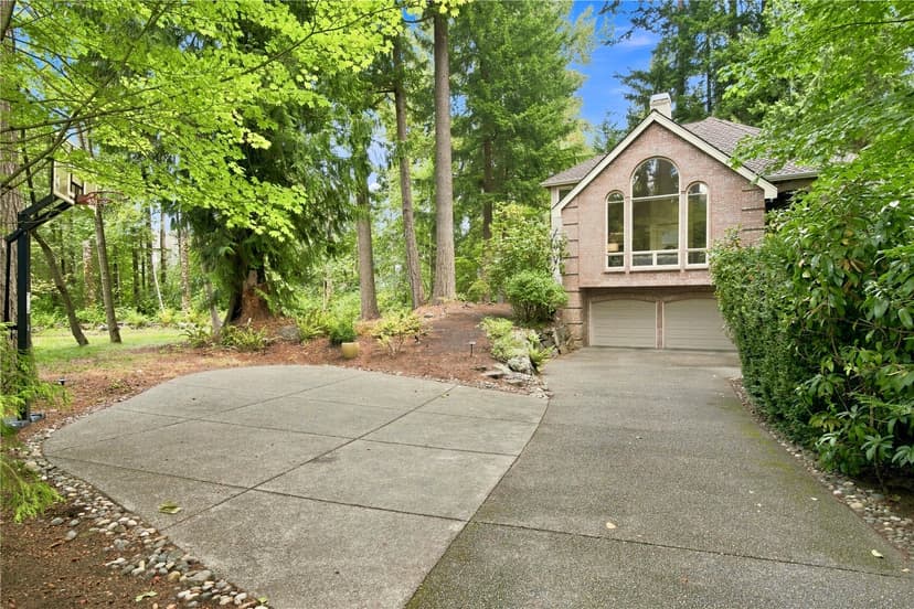 Property photo for 4856 167th Avenue SE, Bellevue photo 28