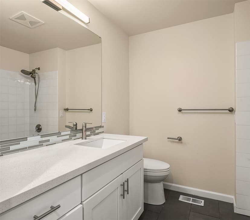 Property photo for 6515 SE Cougar Mountain Way, Bellevue photo 21