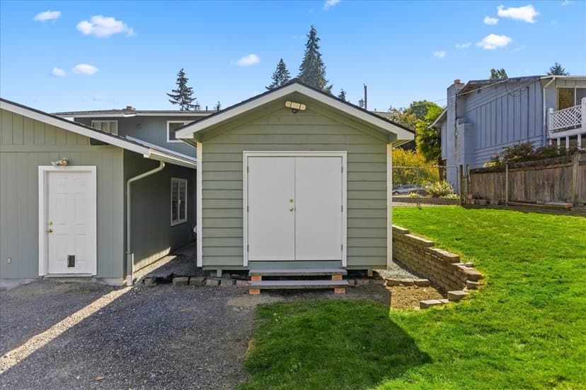 Property photo for 7819 225th Place SW, Edmonds photo 32
