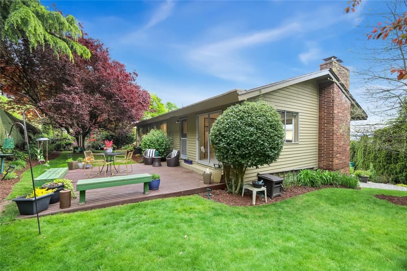 Property photo for 4553 53rd Avenue SW, Seattle photo 26