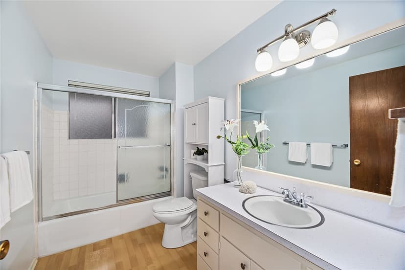 Property photo for 4553 53rd Avenue SW, Seattle photo 17
