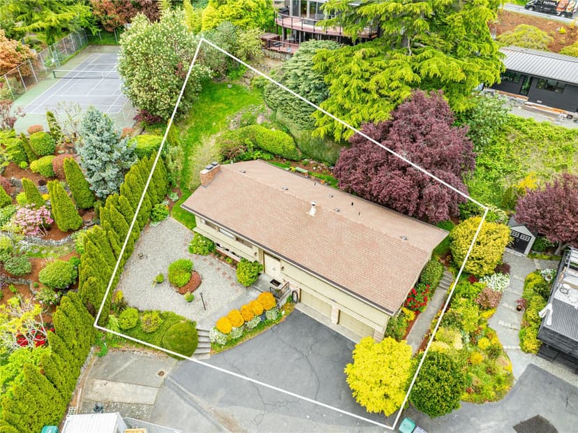 Property photo for 4553 53rd Avenue SW, Seattle photo 28