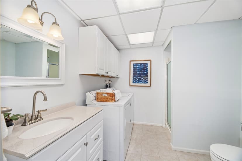 Property photo for 4553 53rd Avenue SW, Seattle photo 15