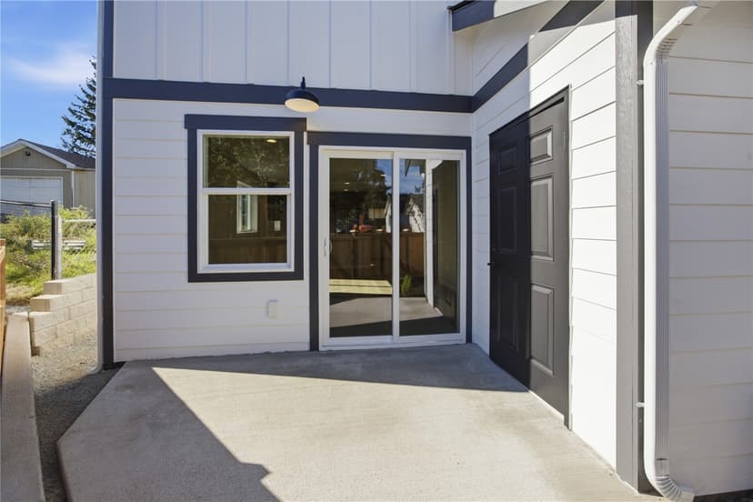 Property photo for 6611 Commercial Avenue #2, Everett photo 19