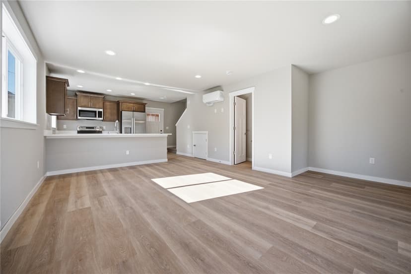 Property photo for 6611 Commercial Avenue #2, Everett photo 7