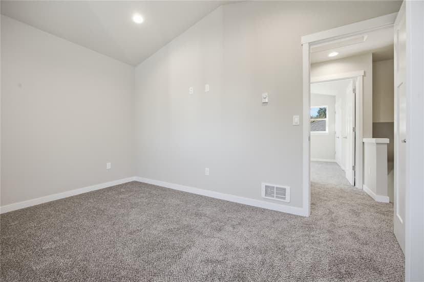 Property photo for 6611 Commercial Avenue #2, Everett photo 17