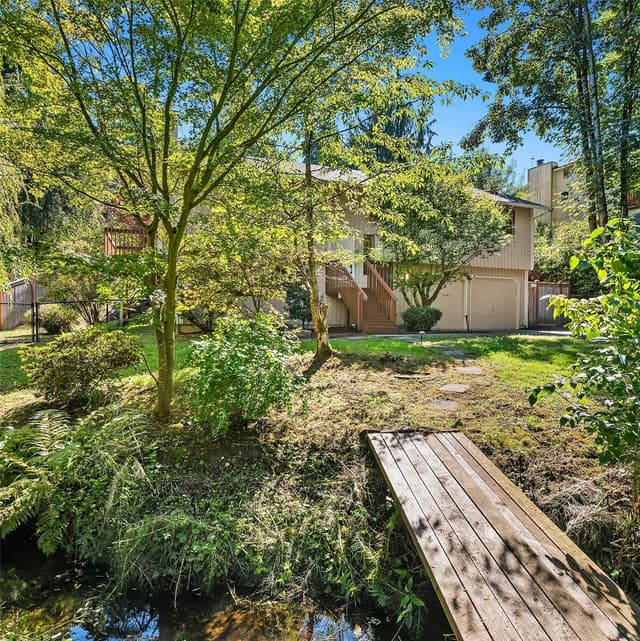 Property photo for 23023 39th Avenue W, Brier photo 3