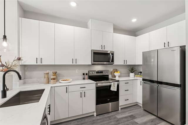 Property photo for 16202 Manor Way #E5, Lynnwood photo 5