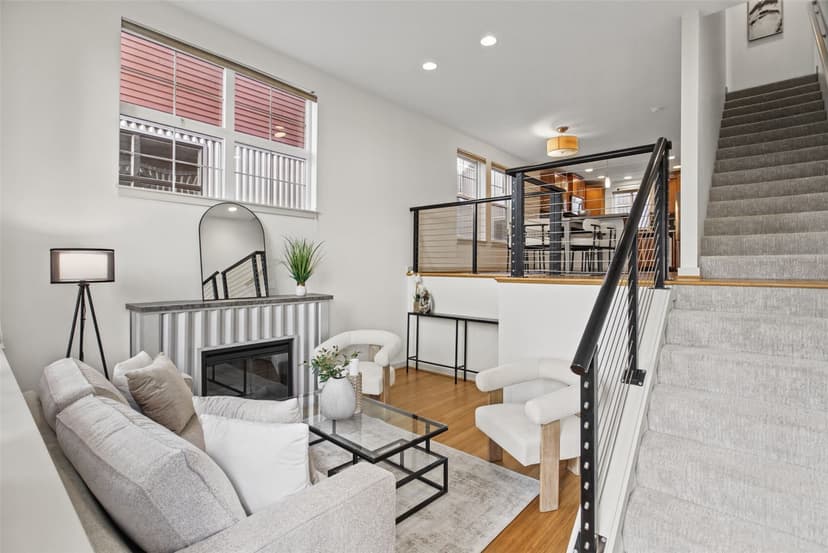 Property photo for 3607 N Interlake Ave N #B, Seattle photo 7
