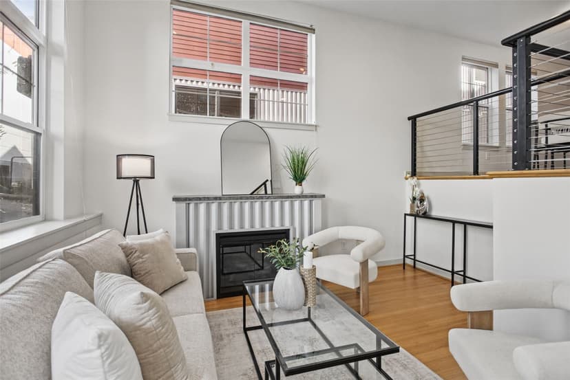 Property photo for 3607 N Interlake Ave N #B, Seattle photo 8