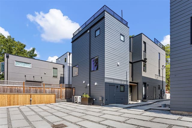 Property photo for 8037 Wallingford Avenue N #B, Seattle
