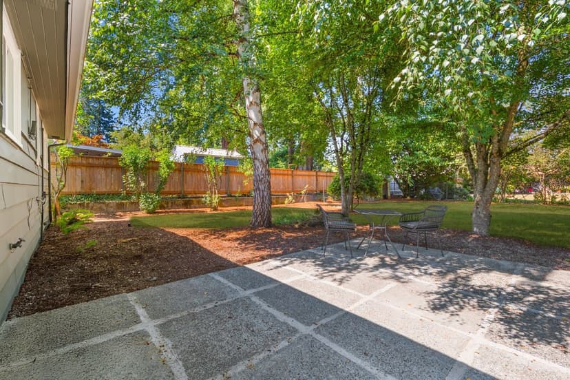 Property photo for 1638 N 190th Street, Shoreline photo 30