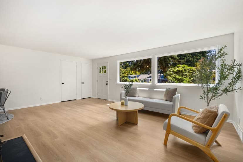 Property photo for 1638 N 190th Street, Shoreline photo 7