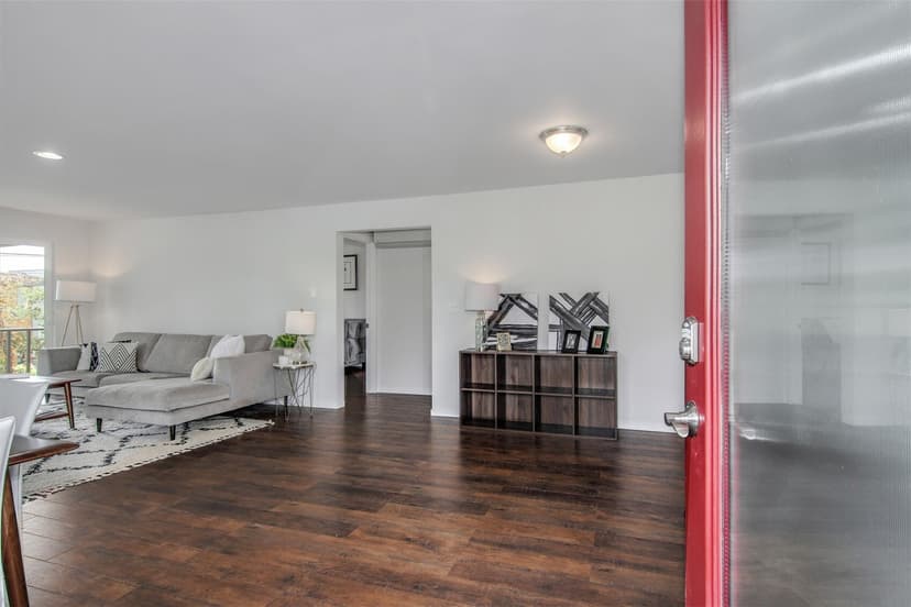 Property photo for 505 3rd Street, Kirkland photo 11